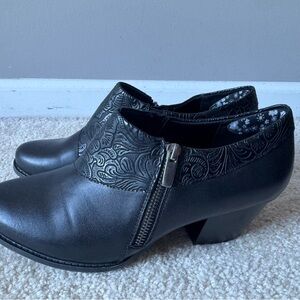 Elegant Black Women's Shoes